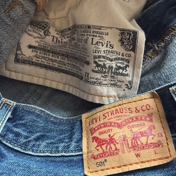 Classic Levi’s 501 button fly jeans 26x31 - Picture 7 of 8